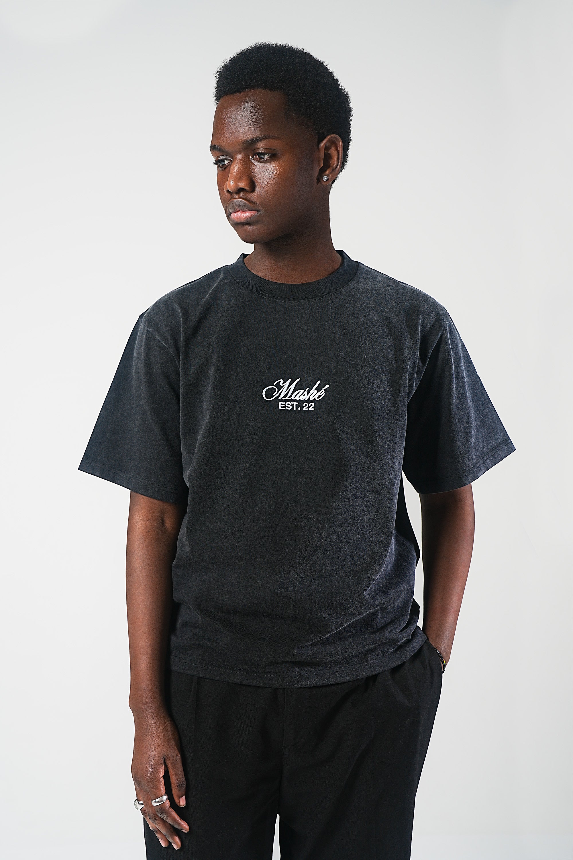 T-Shirt – Vintage Black